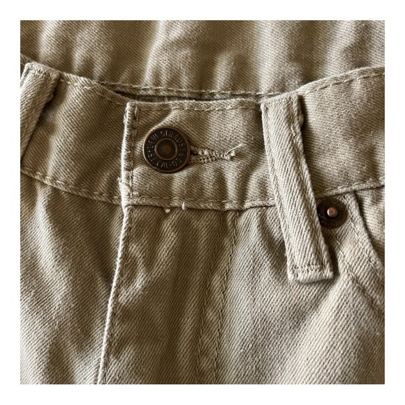 Levi’s 505 Straight Leg Jeans 🎉 HOST PICK 🎉 - Picture 4 of 10